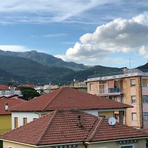 https://condominio-valeria.hotelitalianriviera.com