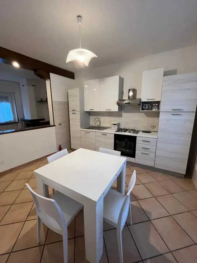 Casa Vacanze Due Laghi Vergiate Appartamento