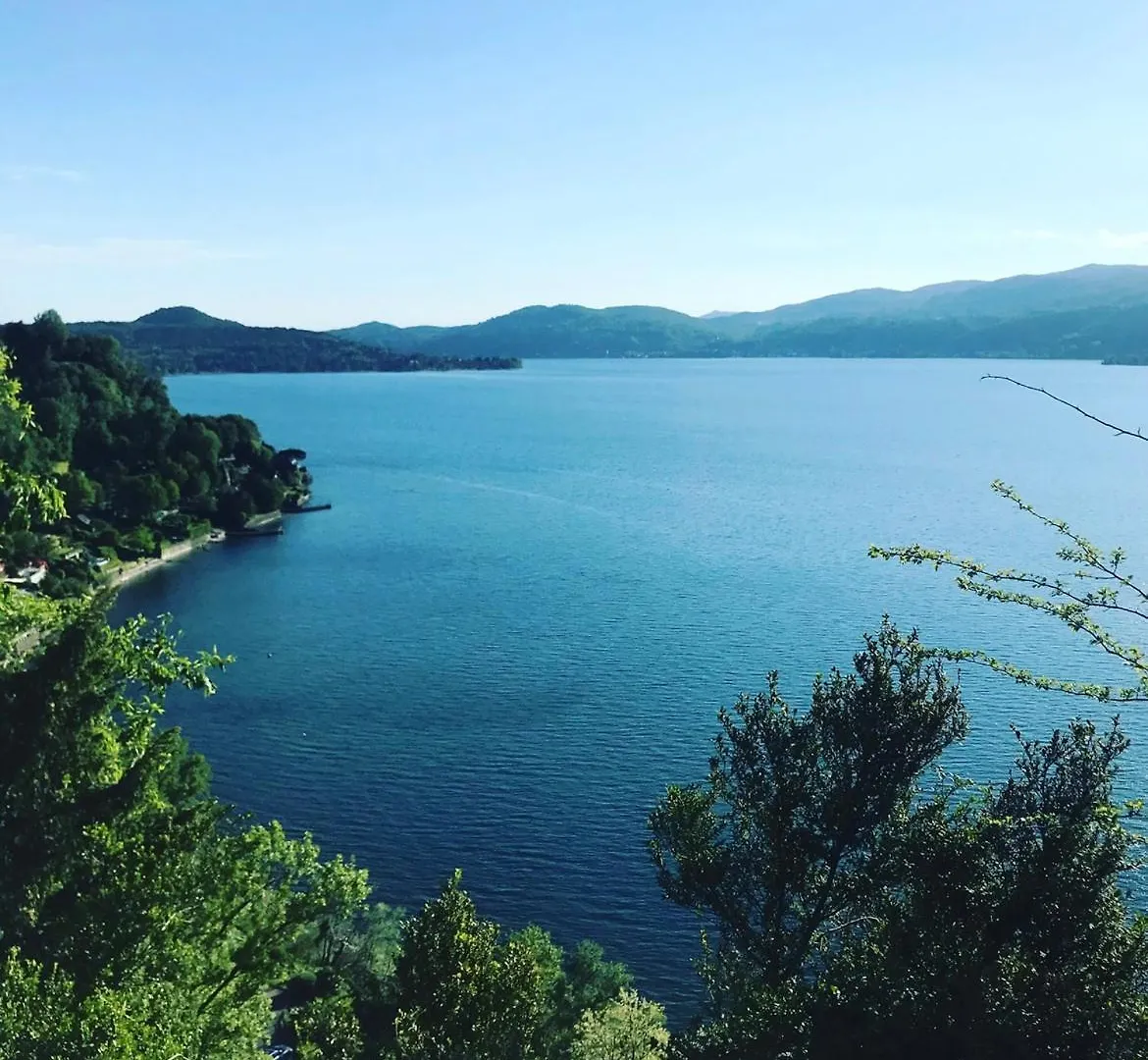 Casa Vacanze Due Laghi Vergiate 0*,  Italia